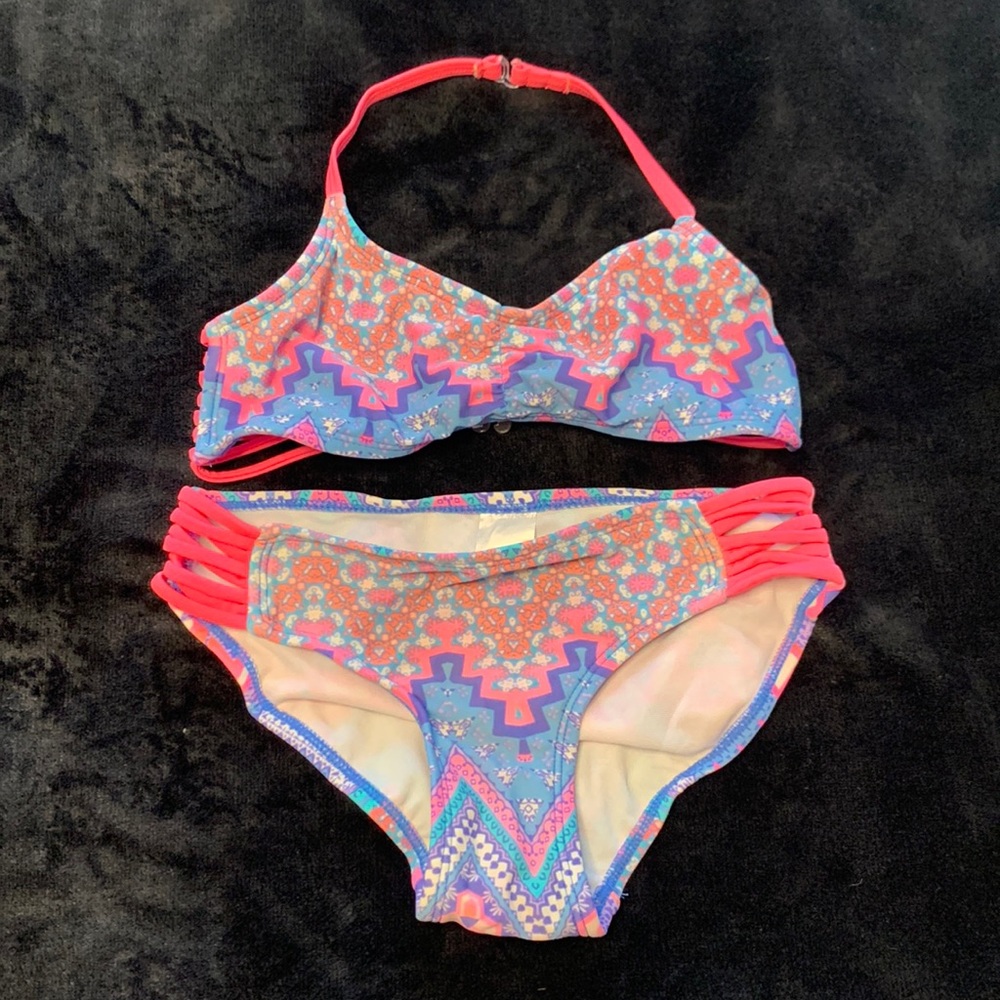 girls size 8 bikini in great condition